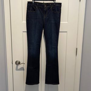 Like brand new - Buckle bootcut jeans